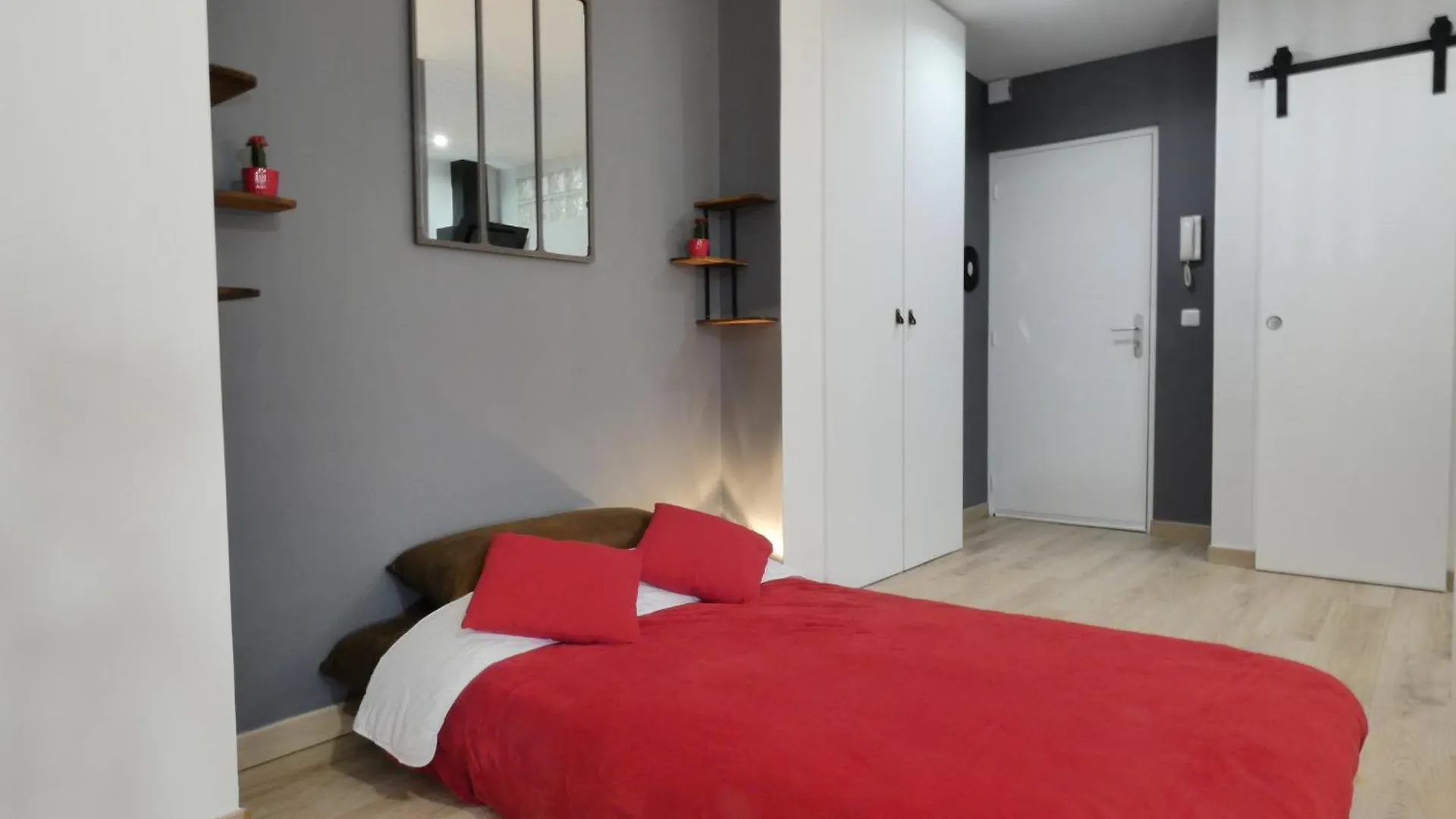 Apartment Homey Street - Parking - Proche Geneve Annemasse